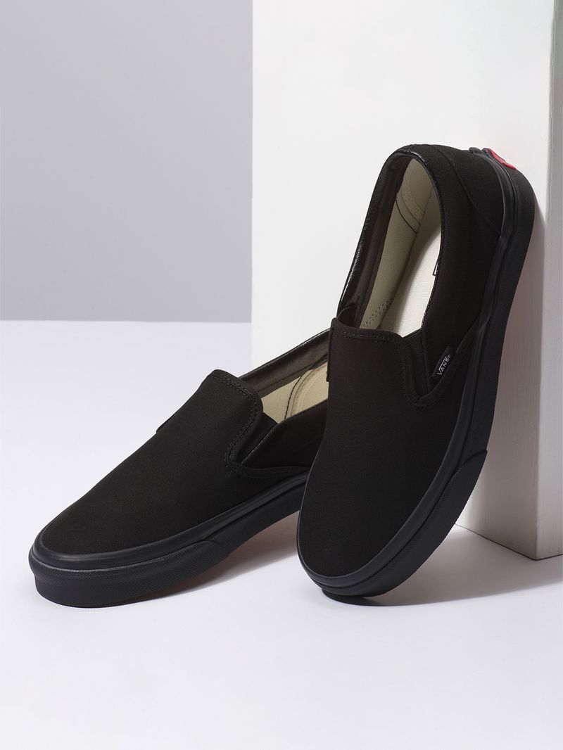 Zapatilla Adulto Slip On Negro Vans