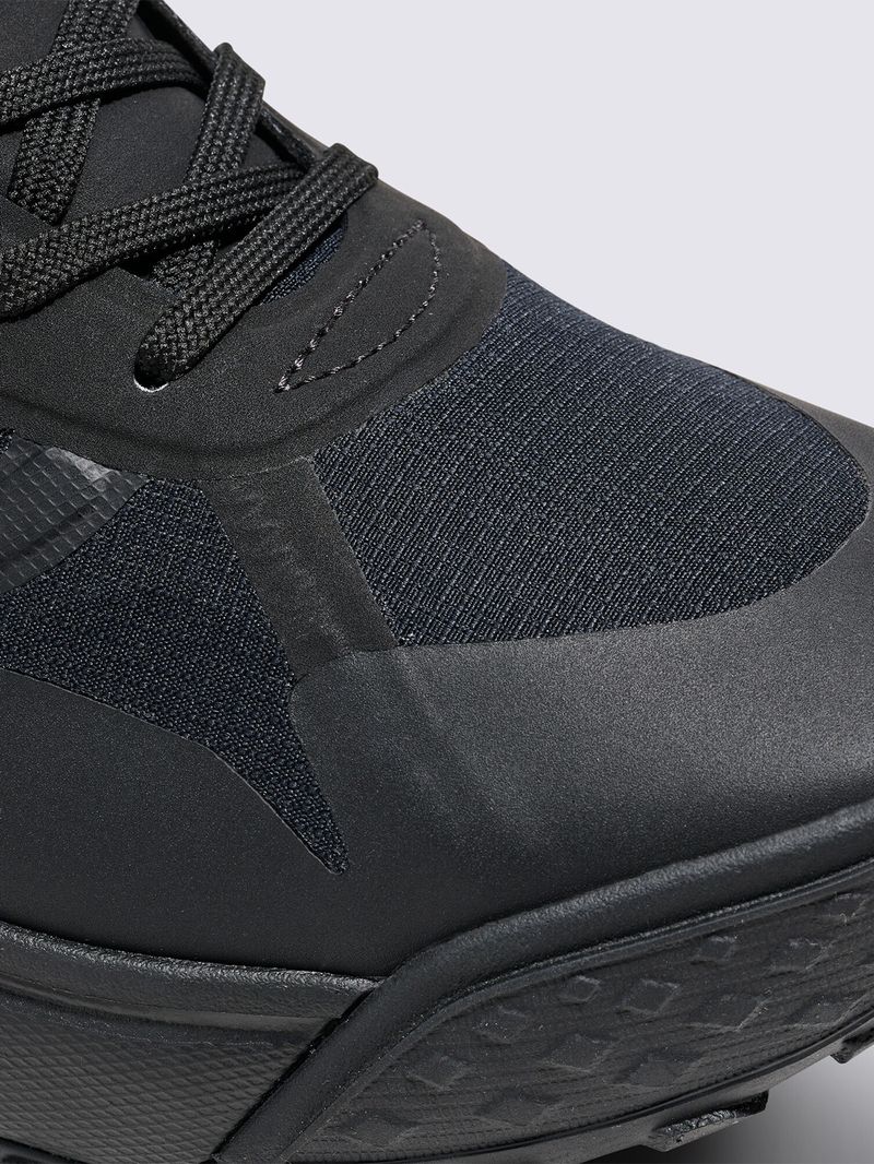 Zapatilla Adulto MTE Crosspath Negro Vans