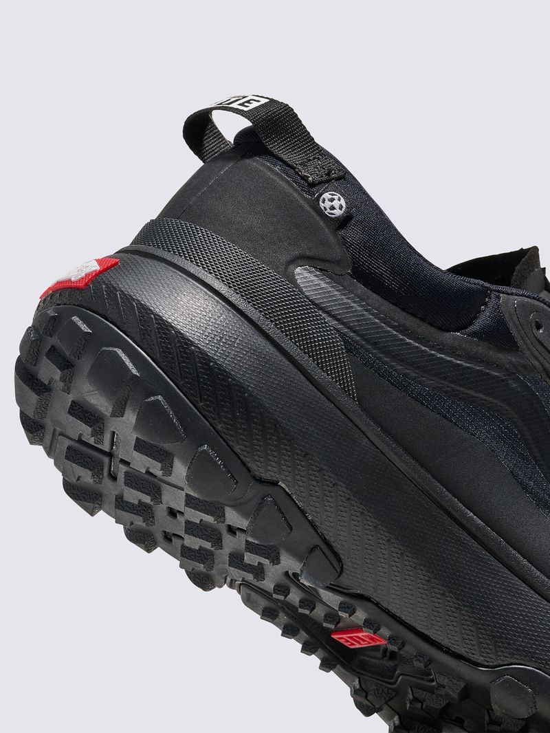 Zapatilla Adulto MTE Crosspath Negro Vans