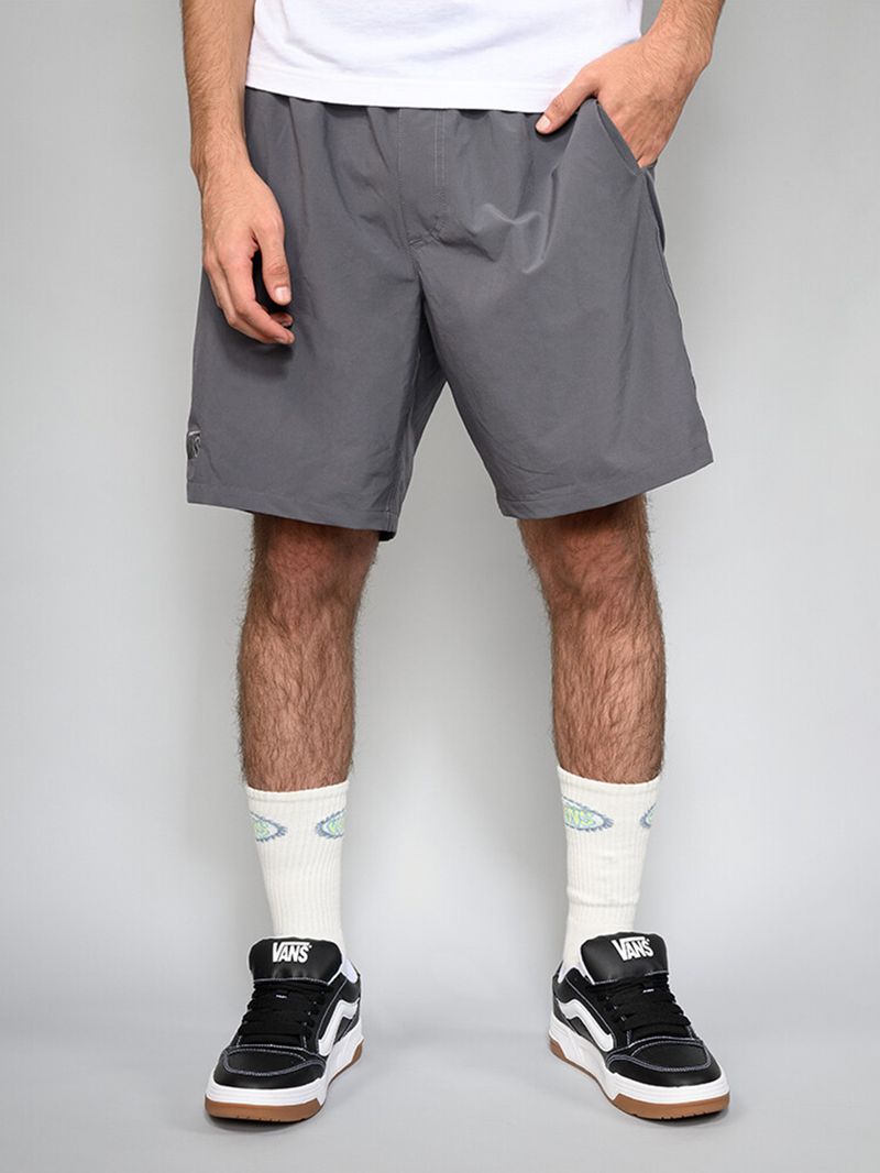 Short Hombre Mte Outline Hybrid Gris Vans