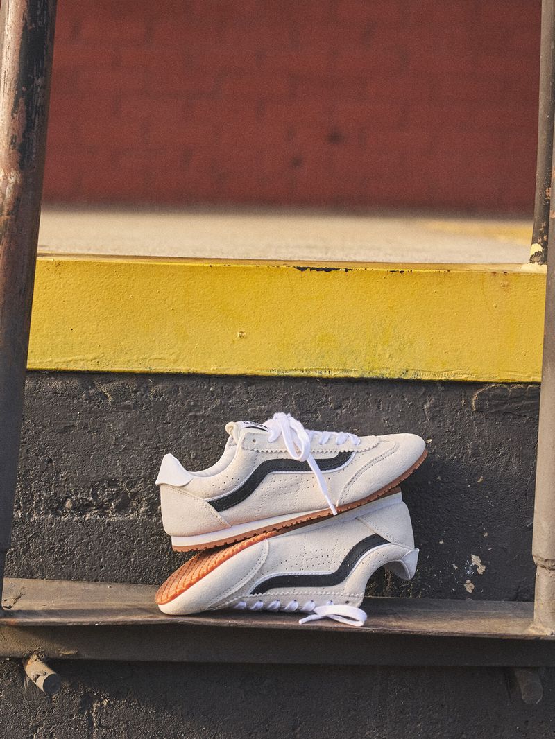 Zapatilla Mujer Super Lowpro Blanco Vans