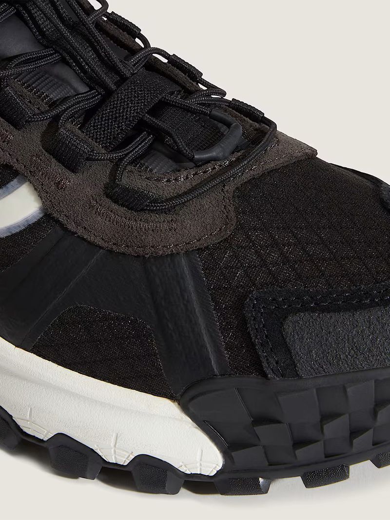 Zapatilla Adulto MTE Crosspath XC Negro Vans