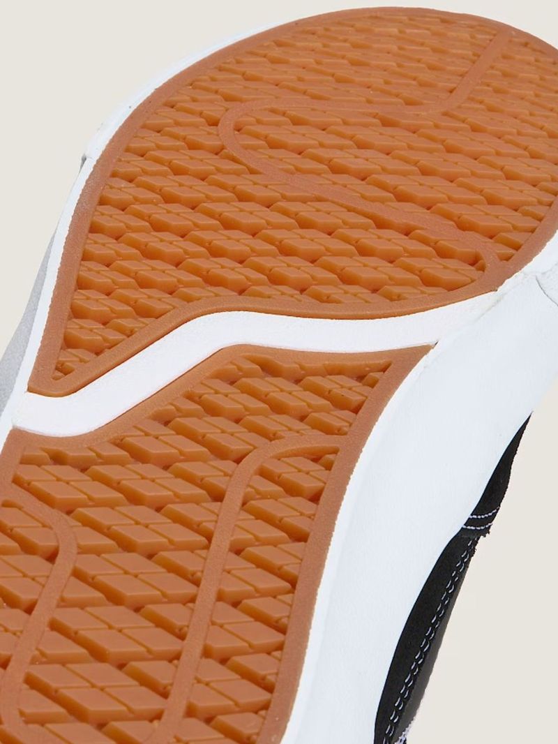 Zapatilla Adulto Skate Curren Caples Negro Vans