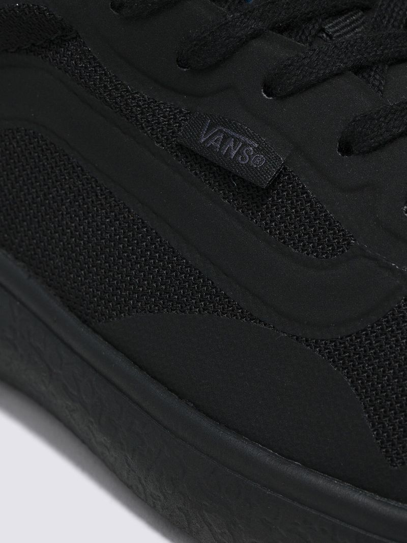 Zapatilla Adulto Ultrarange Exo Negro Vans