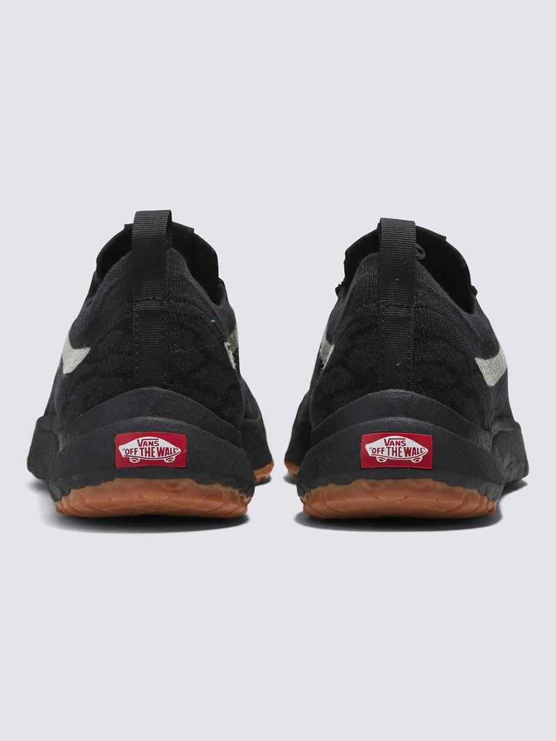 Zapatillas UA UltrarangeVr3 Black/Pirate Black