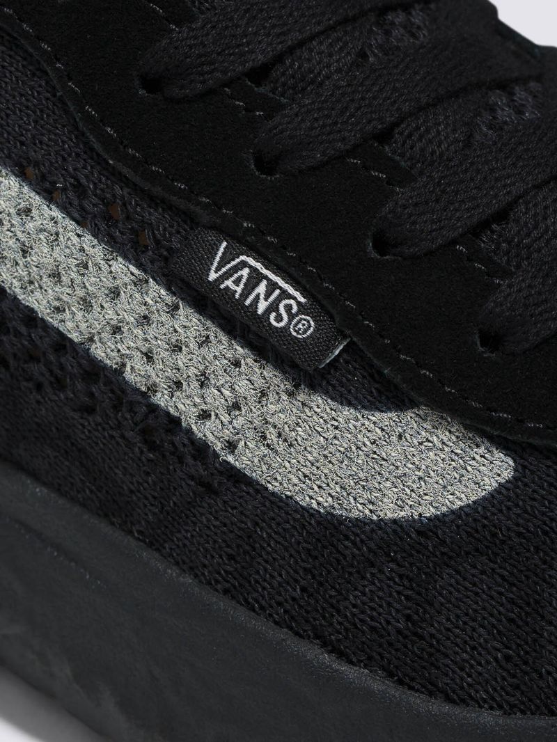 Zapatillas UA UltrarangeVr3 Black/Pirate Black