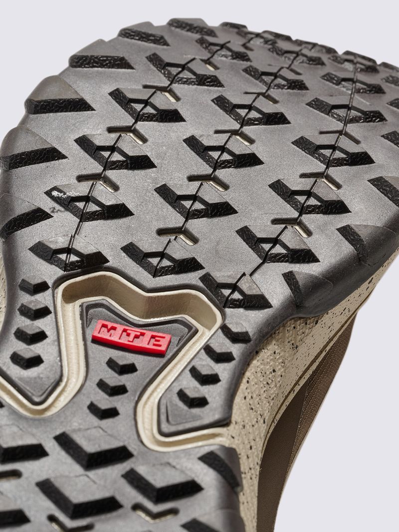 Zapatilla Hombre MTE Crosspath Café Vans