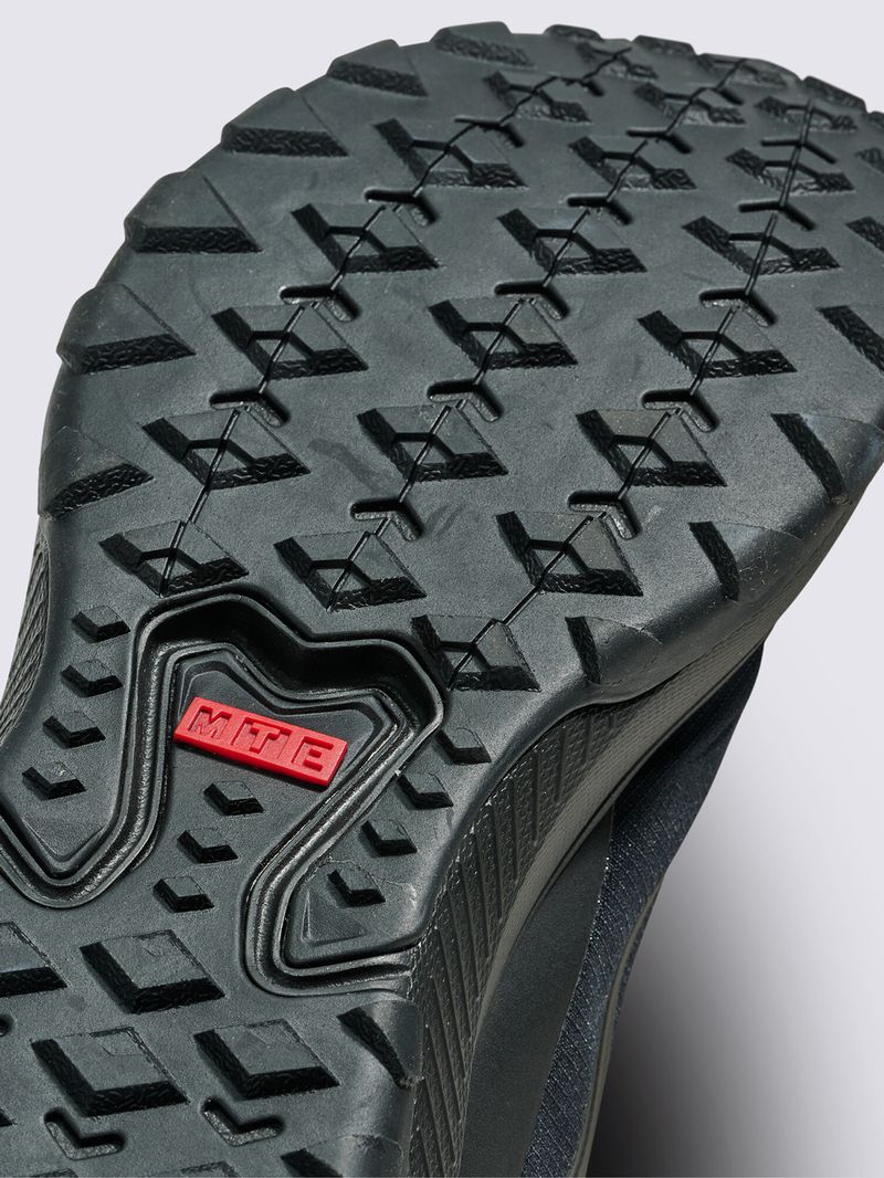 Zapatilla Adulto MTE Crosspath Negro Vans