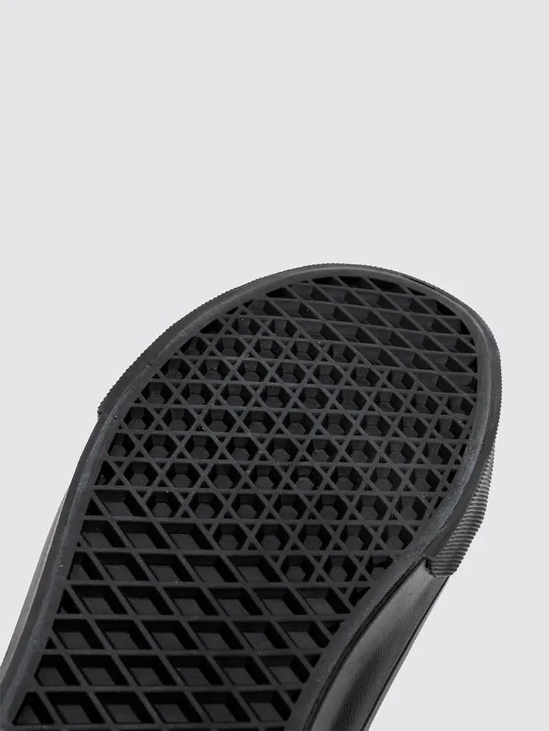 Zapatilla Adulto Old Skool Cuero Negro Vans