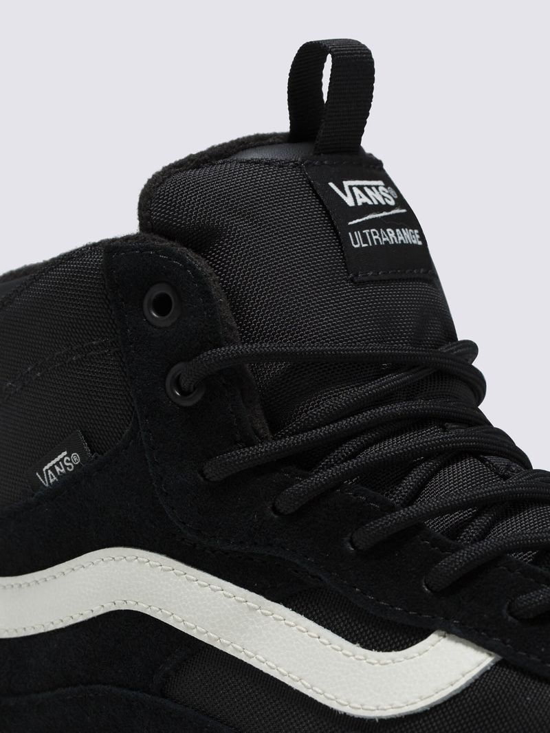 Zapatilla Adulto MTE Ultrarange Exo Negro Vans