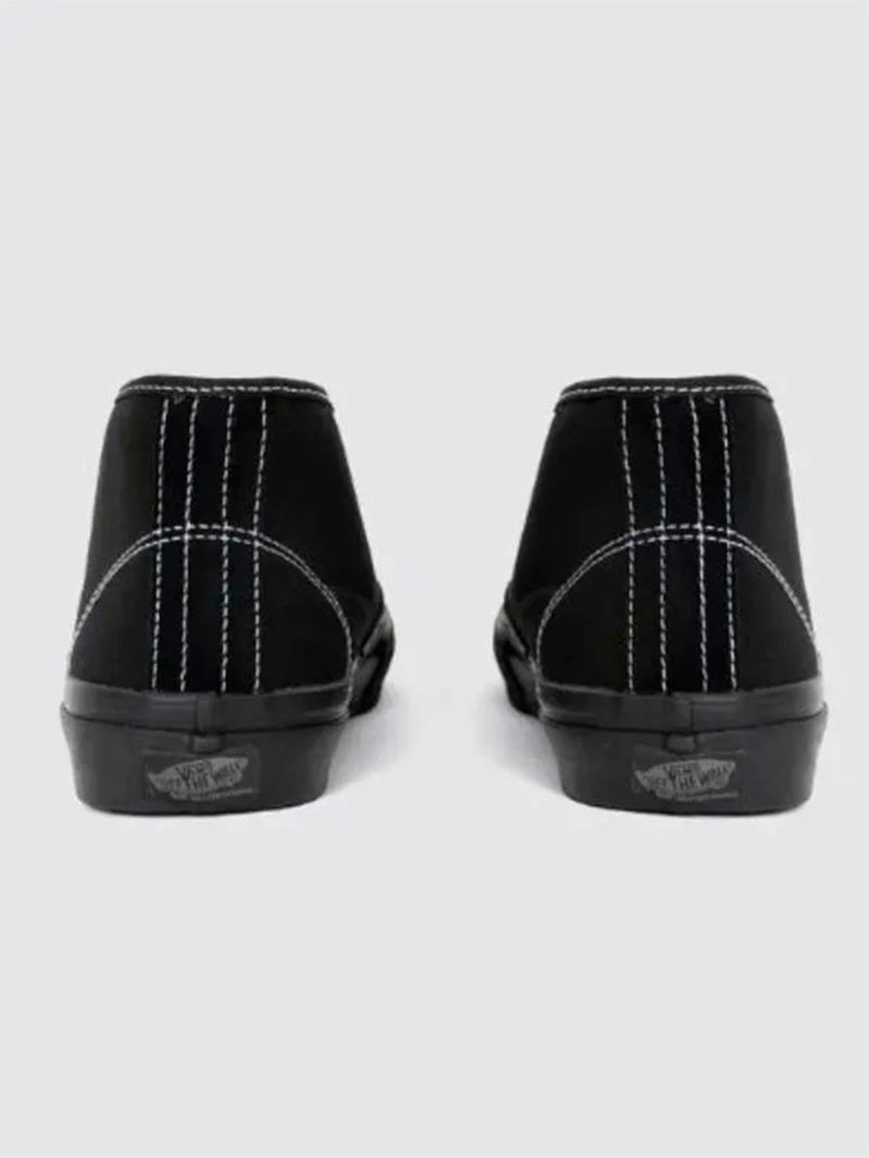 Zapatilla Hombre Skate Authentic Mid Negro Vans