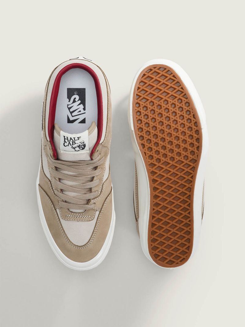 Zapatilla Adulto Premium Half Cab Reissue Café Vans