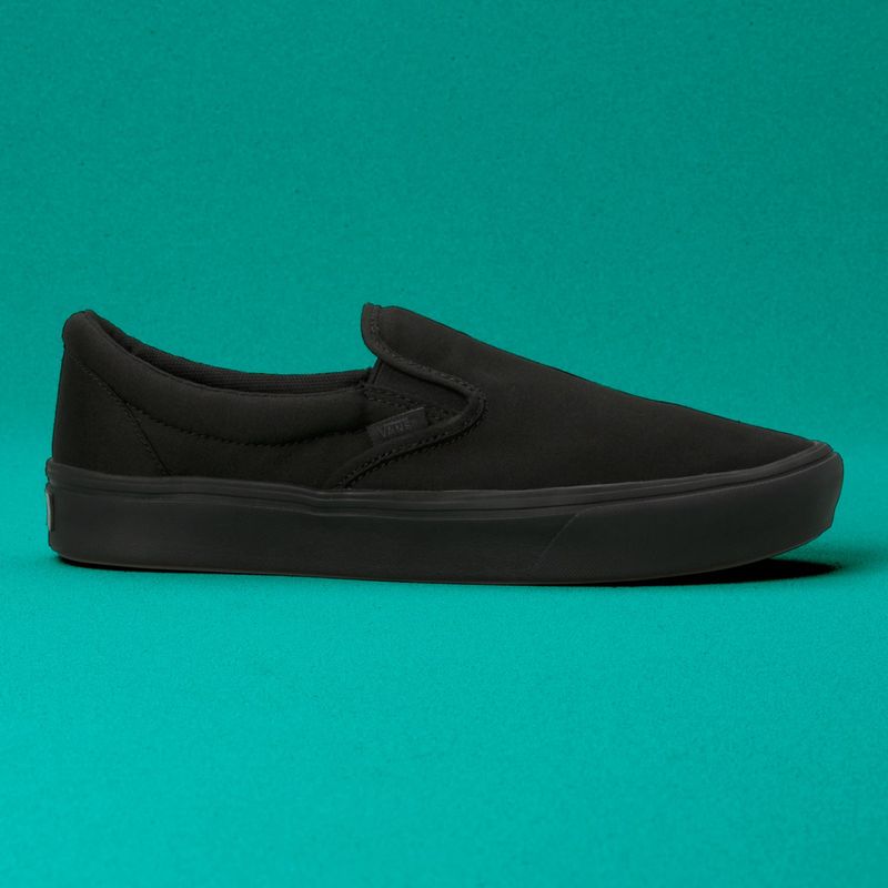 Zapatillas-Comfycush-Slip-On--Classic--Black-Black