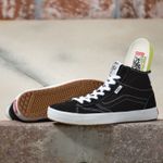 Zapatillas-UA-The-Lizzie-black-white