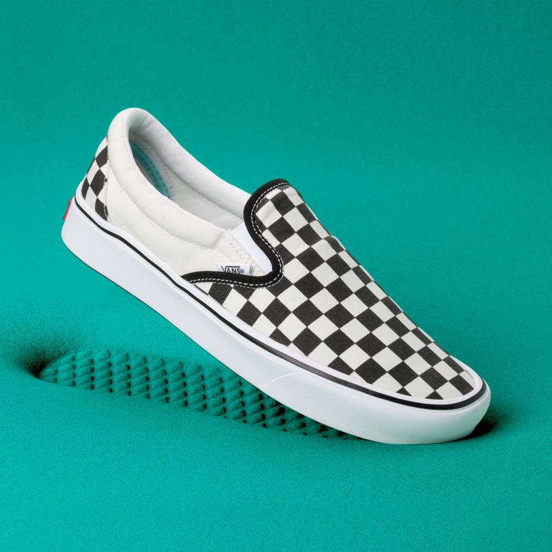 Secretario Carretilla Podrido Zapatillas UA ComfyCush Slip-On (Classic) Checkerboard/True White - Vans