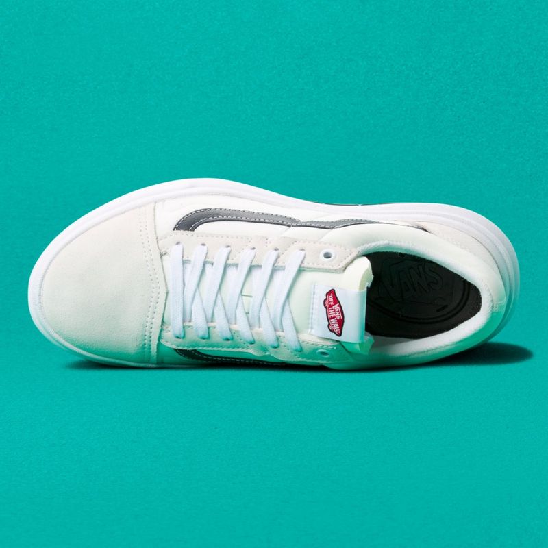 Zapatillas-UA-Old-Skool-Overt-CC-White