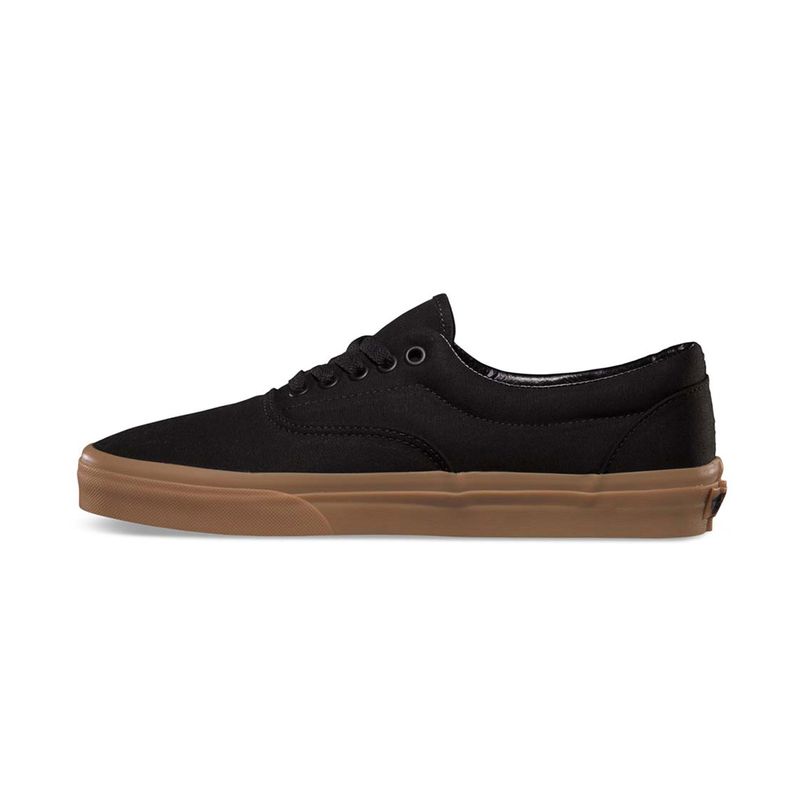 Vans negras cheap con cafe