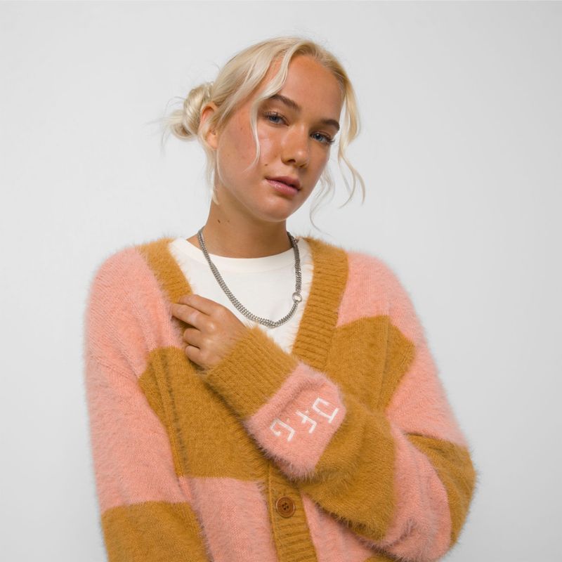 Sweater-JFG-Fuzzy-Cardigan-Coral-Almond