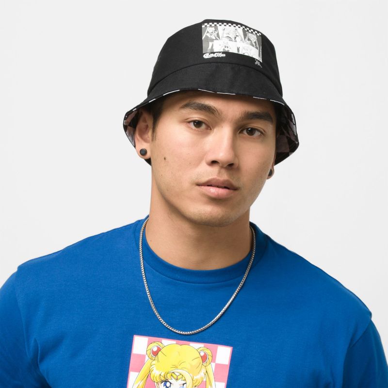 Gorro-Lizzie-x-Sailor-Moon-Bucket-Hat-Black