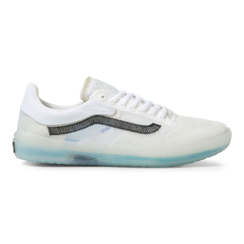 Zapatillas-UA-UltimateWaffle-EXP-Staple-White