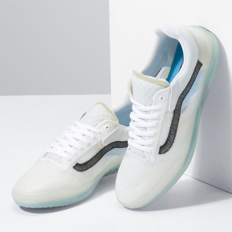 Zapatillas-UA-UltimateWaffle-EXP-Staple-White