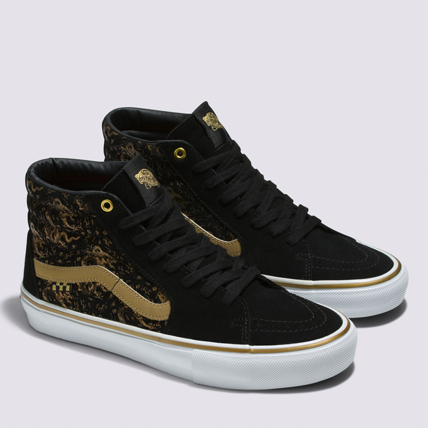 Zapatos vans en 2024 negro y dorado