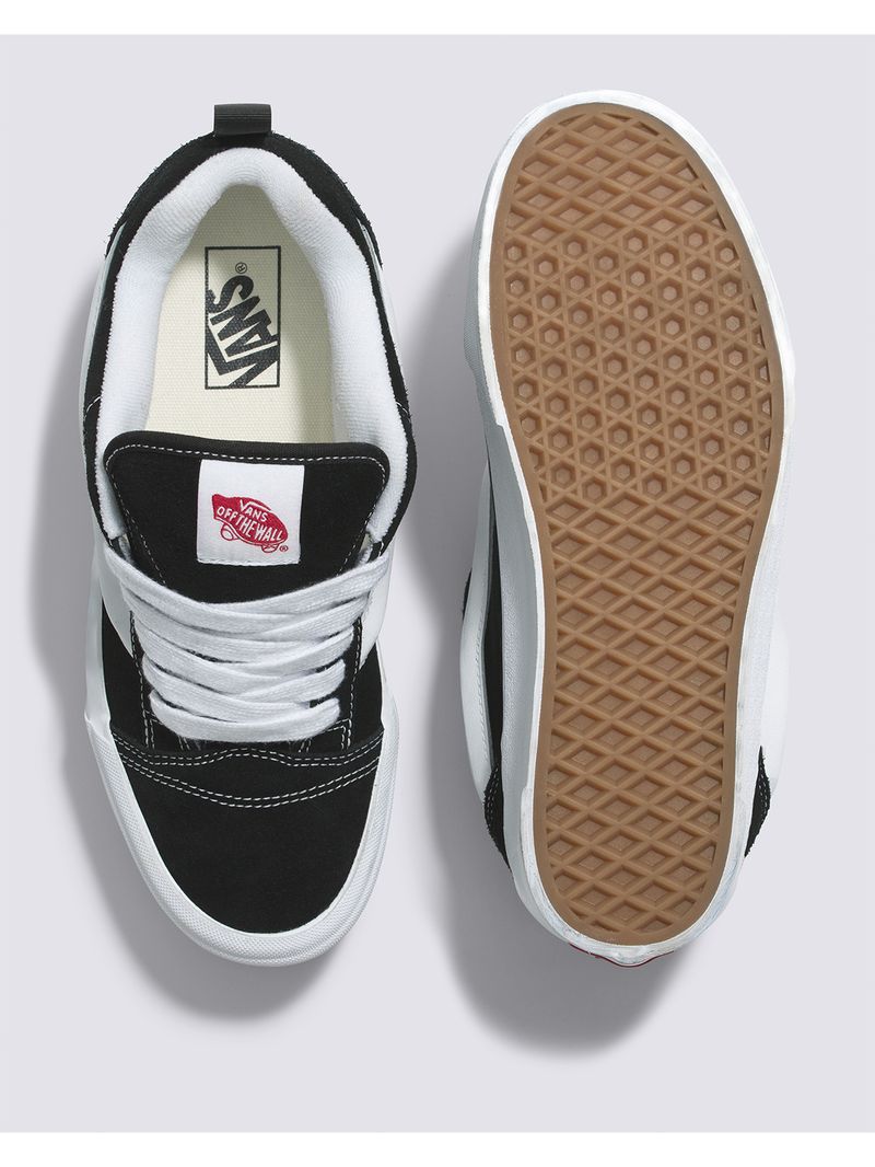 Zapatillas vans negras outlet suela marron