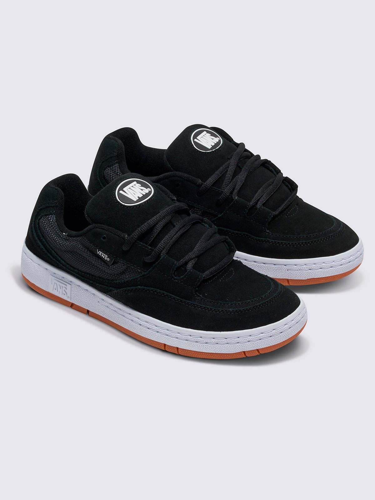 vans negras raya blanca