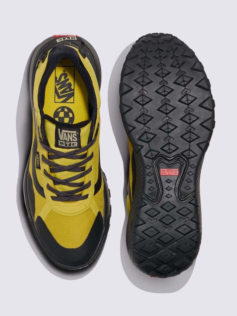 Zapatilla-Urbana-Unisex-Mte-Crosspath-Amarillo-Vans