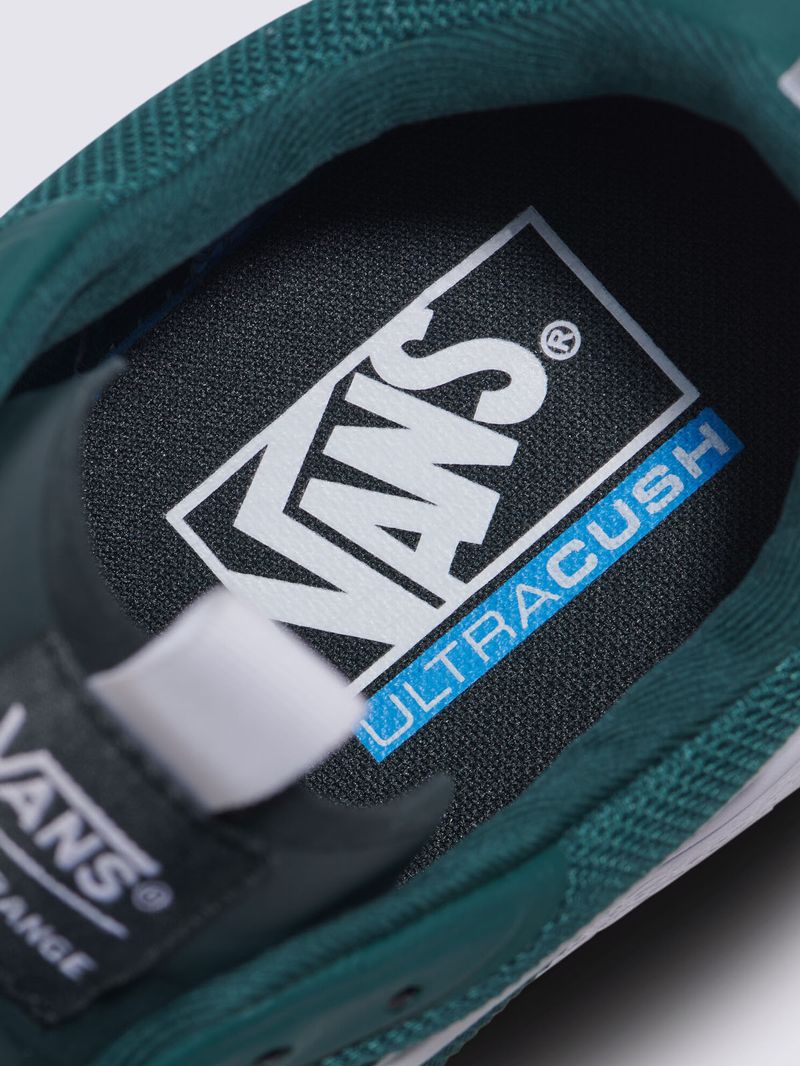 Zapatilla-Urbana-Hombre-Mte-Ultrarange-Exo-Verde-Oscuro-Vans