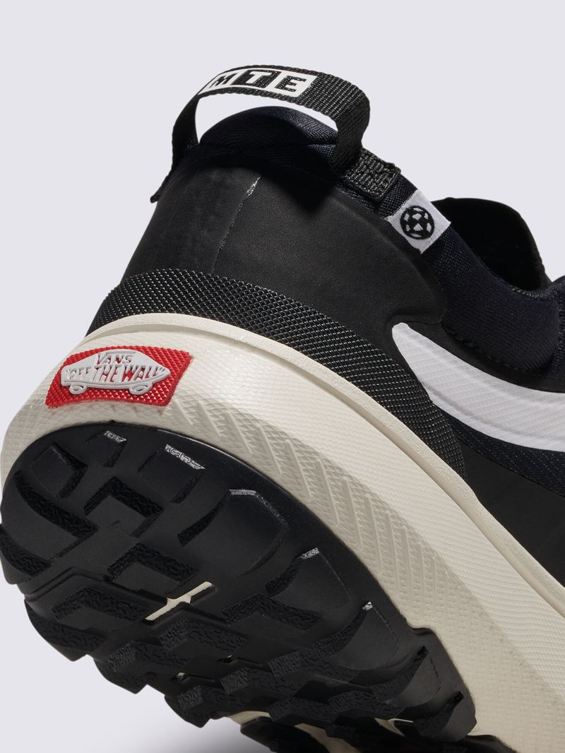 Zapatilla-Urbana-Unisex-Mte-Crosspath-Negro-Vans
