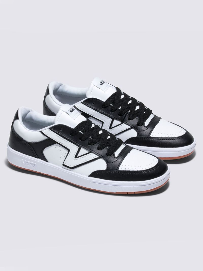 Zapatillas-UA-Lowland-CC--Two-Tone--black-true-white
