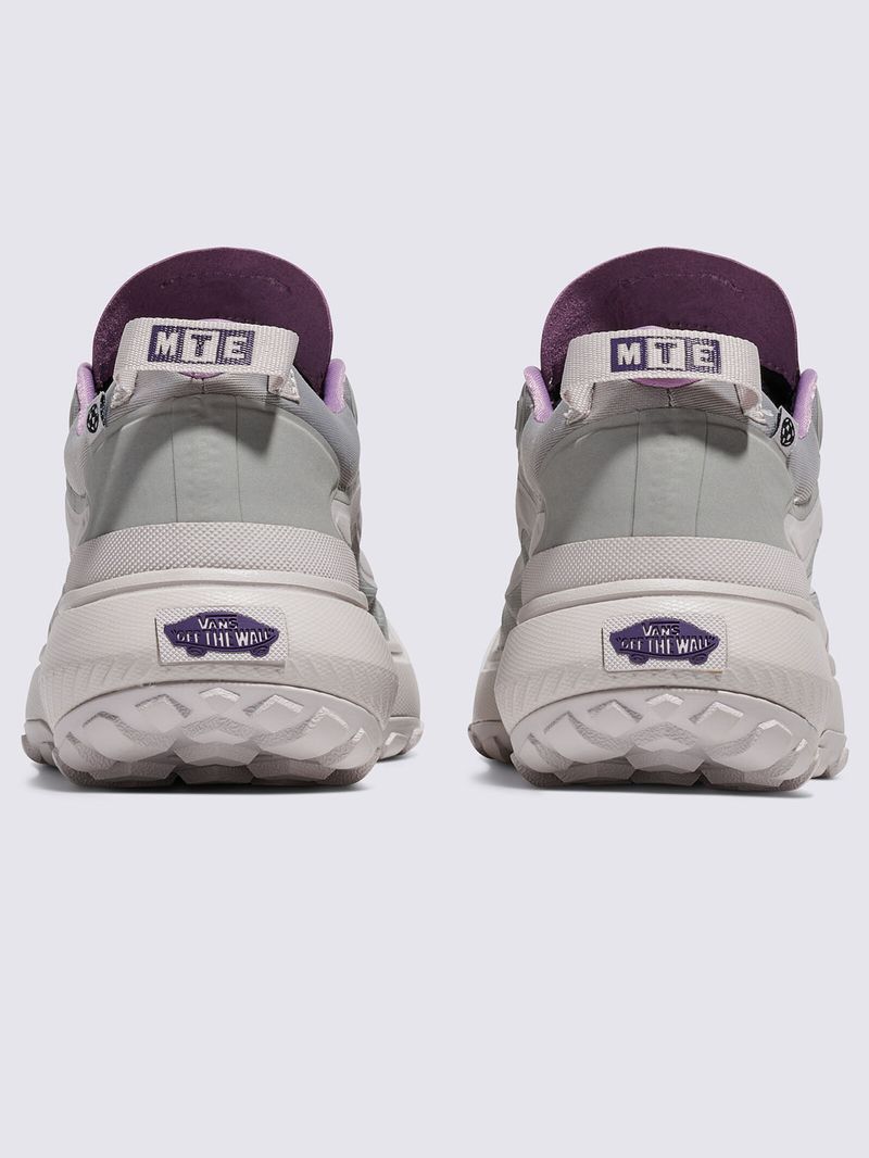 Zapatilla-Casual-Unisex-Mte-Crosspath-Gris-Claro-Vans