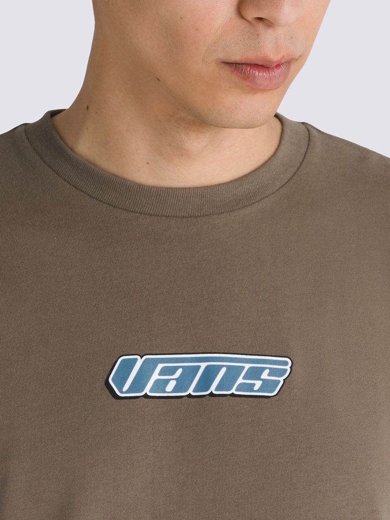 Polera-Manga-Corta-Hombre-Retro-V-Ss-Cafe-Oscuro-Vans