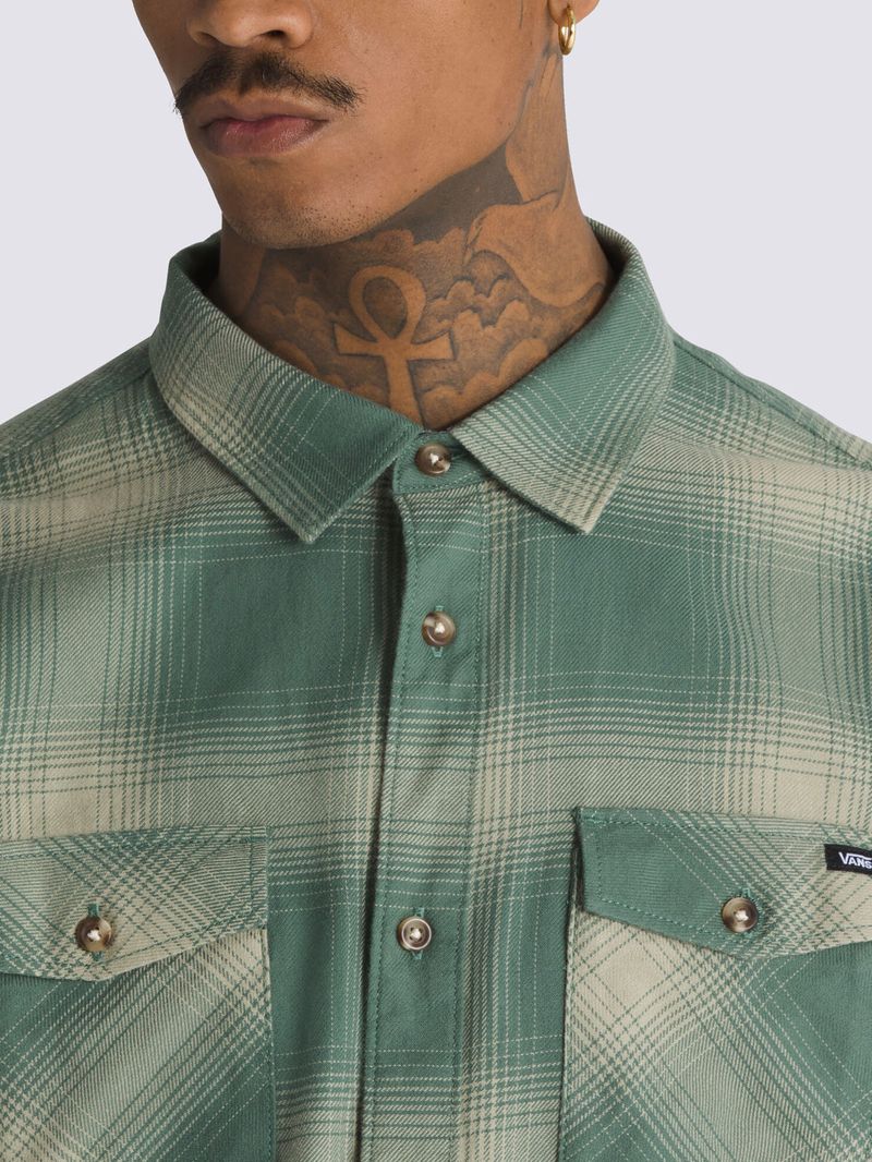 Camisa-Manga-Larga-Hombre-Mn-Monterey-Iii-Verde-Oscuro-Vans