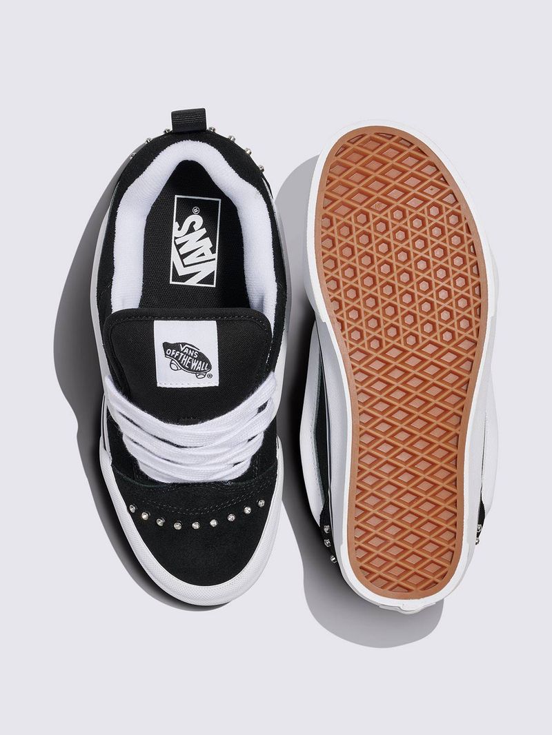 ZAPATILLA-MUJER-Knu-Skool-NEGRO-VANS
