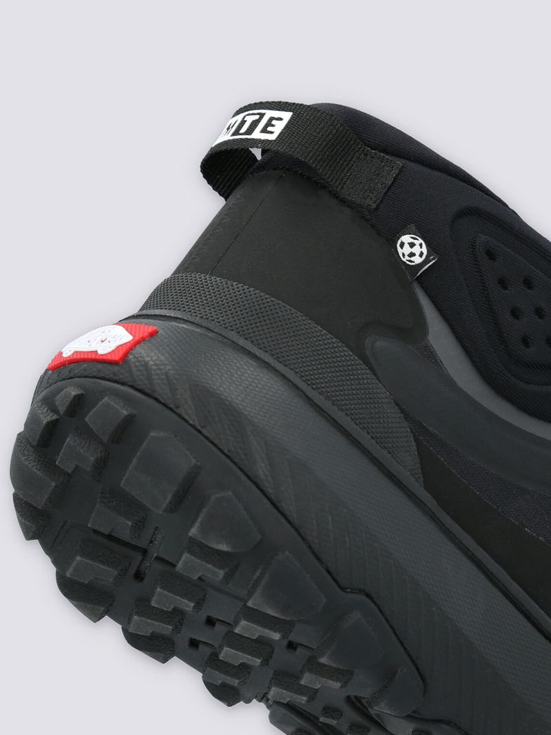 ZAPATILLA-C-CANA-UNISEX-MTE-CROSSPATH-MID-NEGRO-VANS