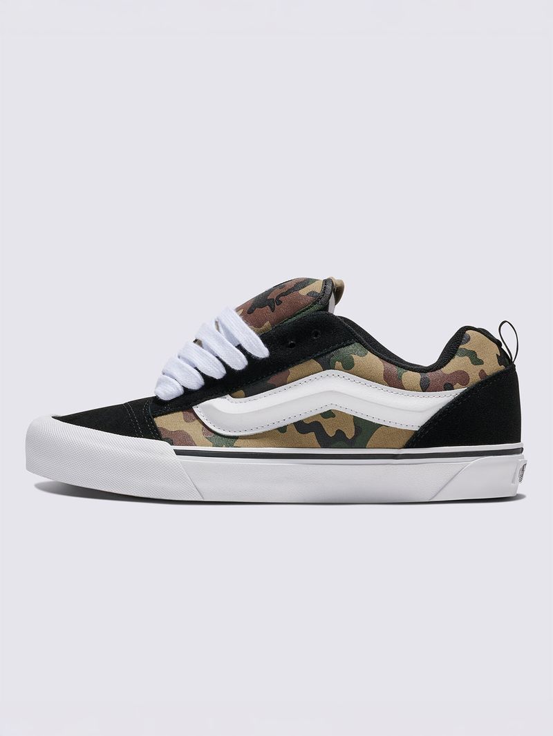 ZAPATILLA-UNISEX-Knu-Skool-NEGRO-VANS