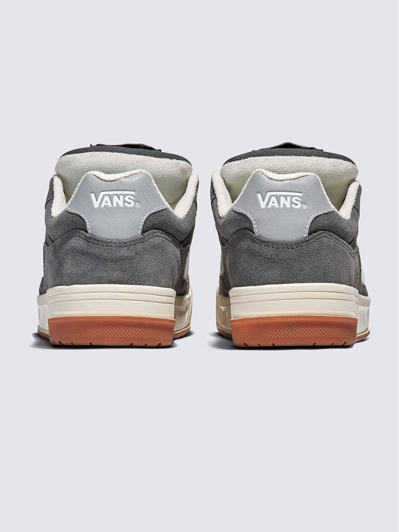 ZAPATILLA-UNISEX-Upland-GRIS-VANS