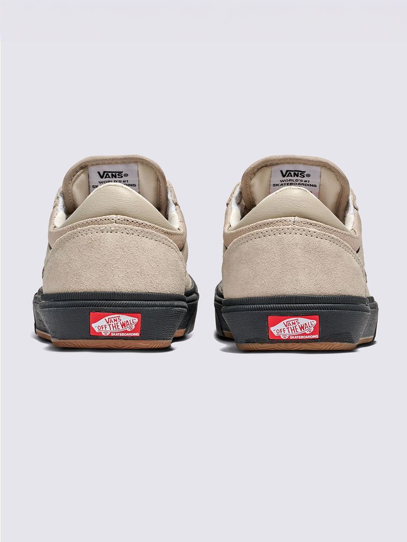 ZAPATILLA-HOMBRE-Skate-Gilbert-Crocke-GRIS-VANS