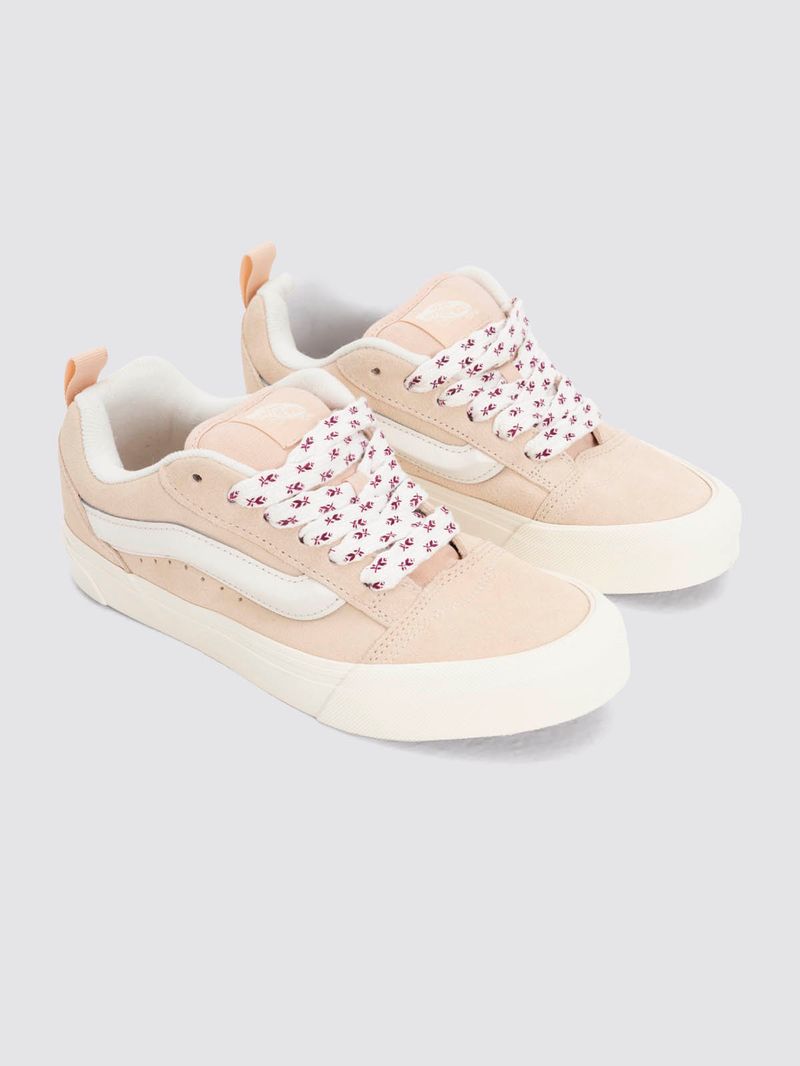 ZAPATILLA-MUJER-Knu-Skool-ROSADO-VANS