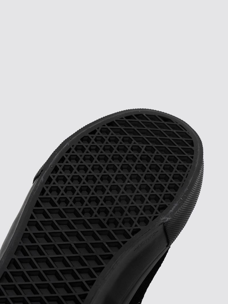 ZAPATILLA-HOMBRE-Skate-Authentic-Mid-NEGRO-VANS