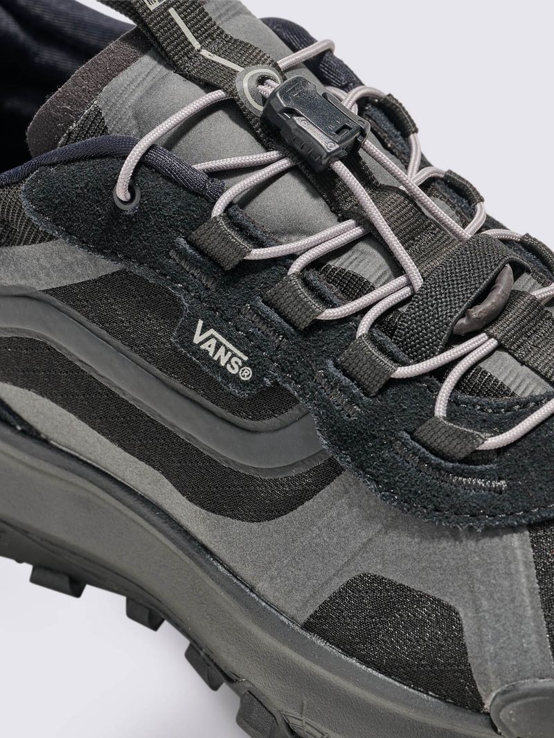 ZAPATILLA-UNISEX-MTE-Crosspath-XC-NEGRO-VANS