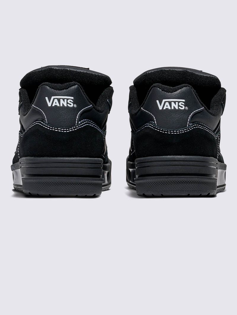 ZAPATILLA-UNISEX-UPLAND-NEGRO-VANS