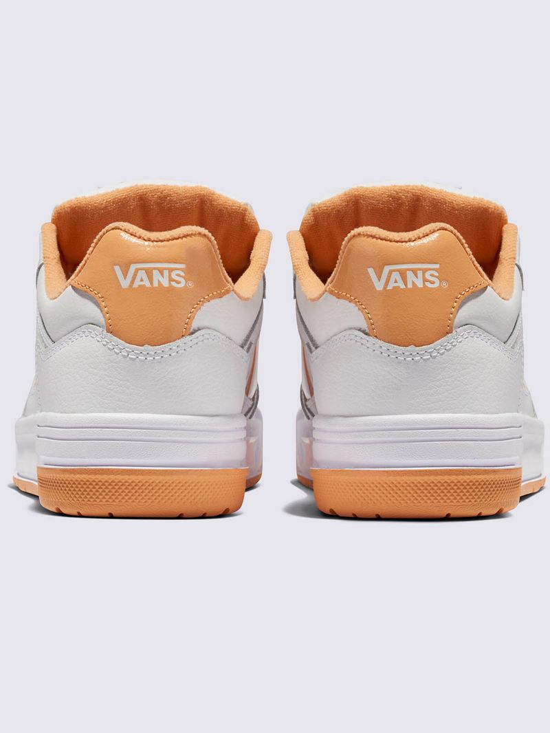 Zapatilla-Urbana-Unisex-Upland-Blanco-Vans