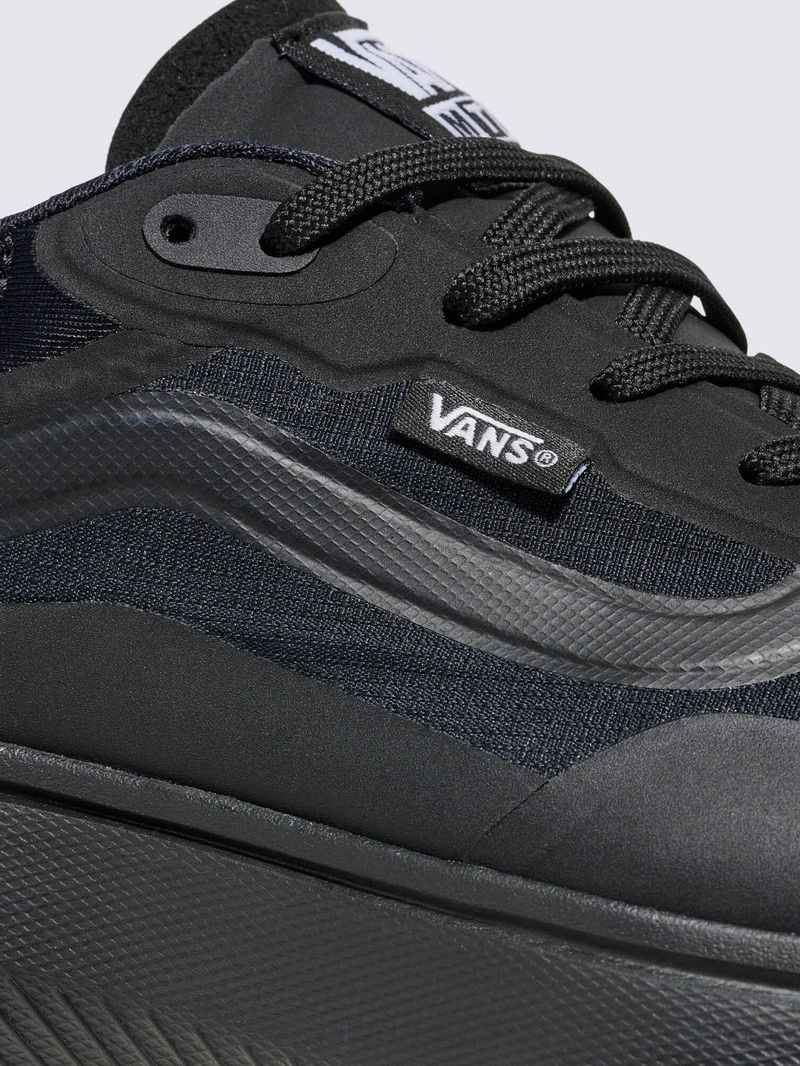 Zapatilla-Casual-Unisex-Mte-Crosspath-Negro-Vans