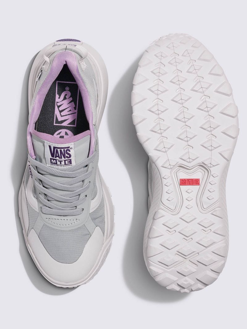 Zapatilla Casual Unisex Mte Crosspath Gris Claro Vans