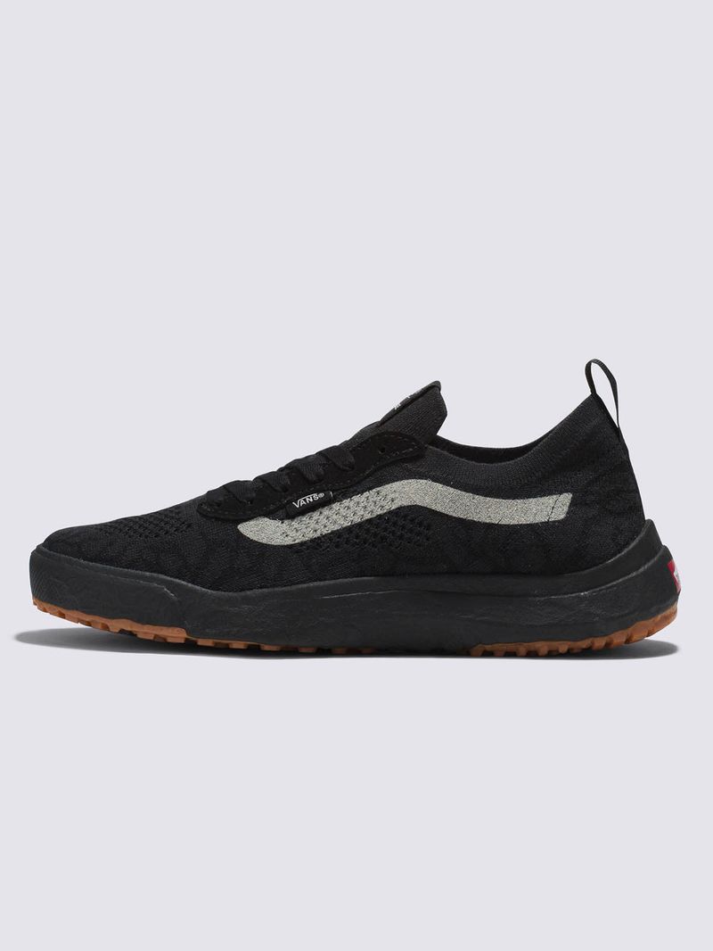 Zapatillas-UA-Ultrarange-VR3-Black-Pirate-Black
