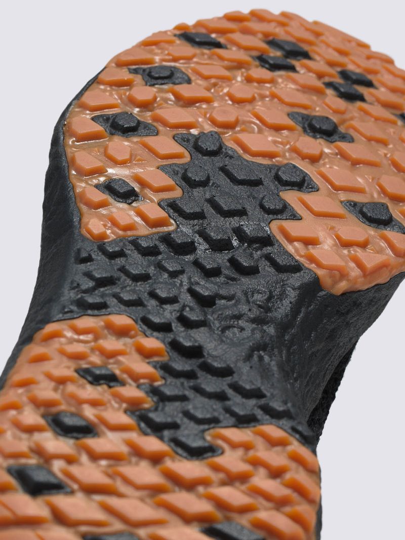Zapatillas-UA-Ultrarange-VR3-Black-Pirate-Black
