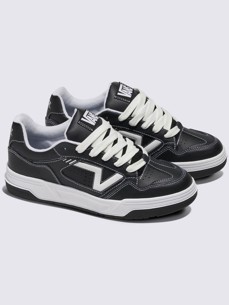 Zapatilla-Urbana-Unisex-Upland-Negro-Vans